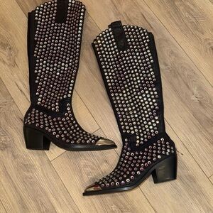 Black and Rhinestone Cowboy / Cowgirl Boots Size 8 Cowboy Carter